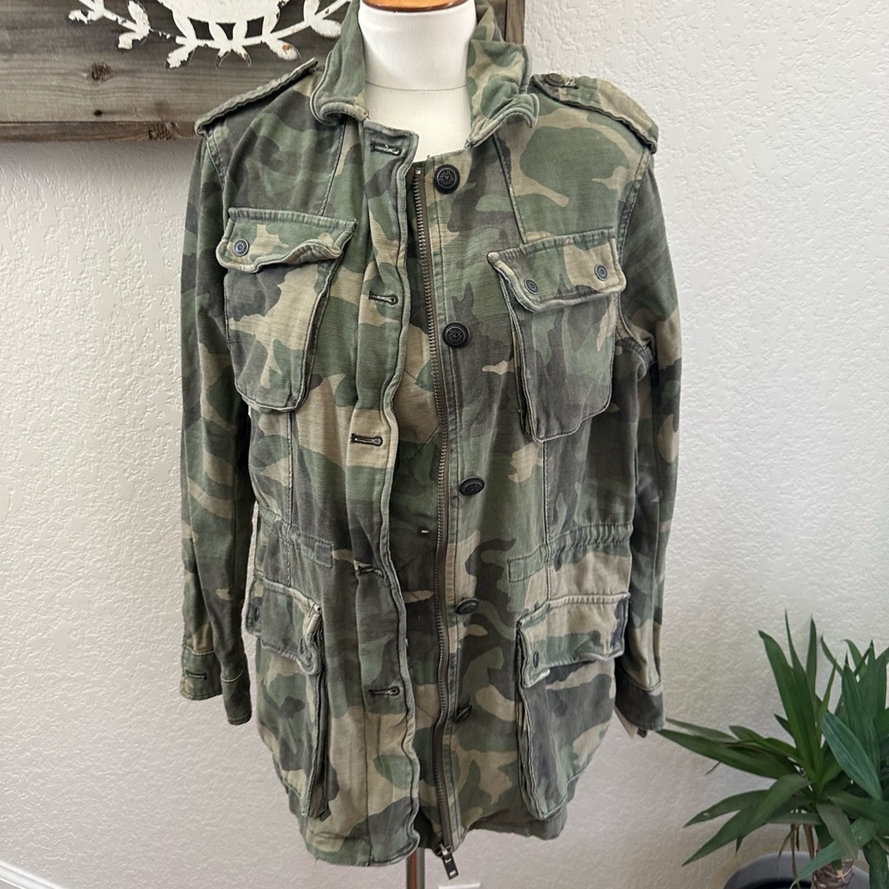 Free People Olive Green Camo Utility Jacket size Small NWT